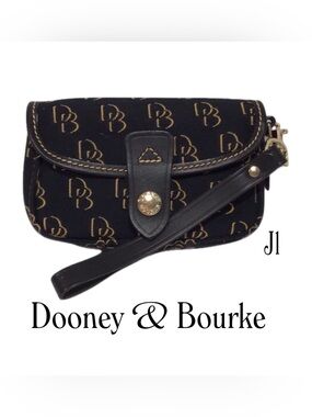DOONEY & BOURKE Wristlet Blue Duck Silver Medallion NEW
